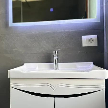 Le Stanze Della Luna Vendégház Valjiosi