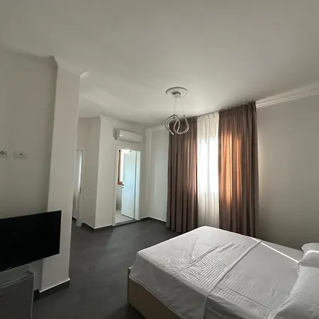 Le Stanze Della Luna